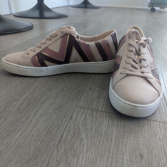 Michael Kors Women's Soft Pink and Burgundy Sneakers With Gold Inserts - Picture 2 of 4